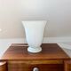 Lampe tulipe Art Déco en opaline par CVV Vianne