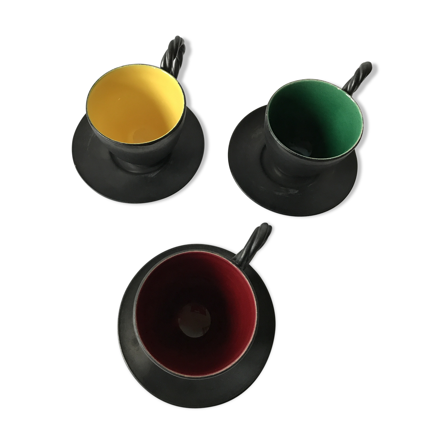 Color-coloured vallauris cups