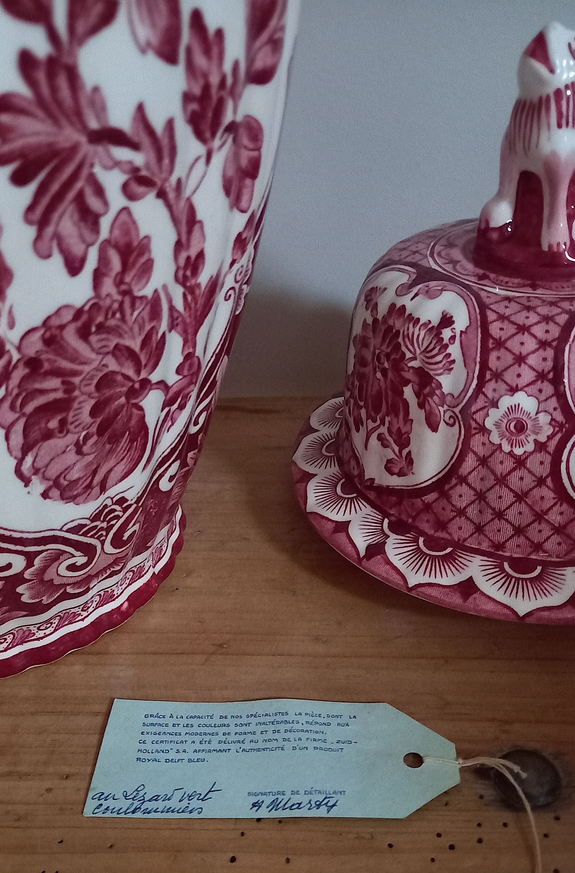 Covered vase Royal Sphinx Maastricht Petrus Regout & Co