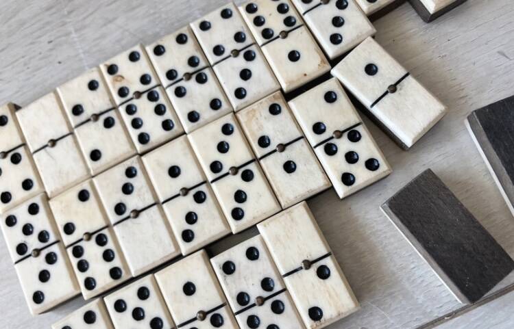 Old dominoes