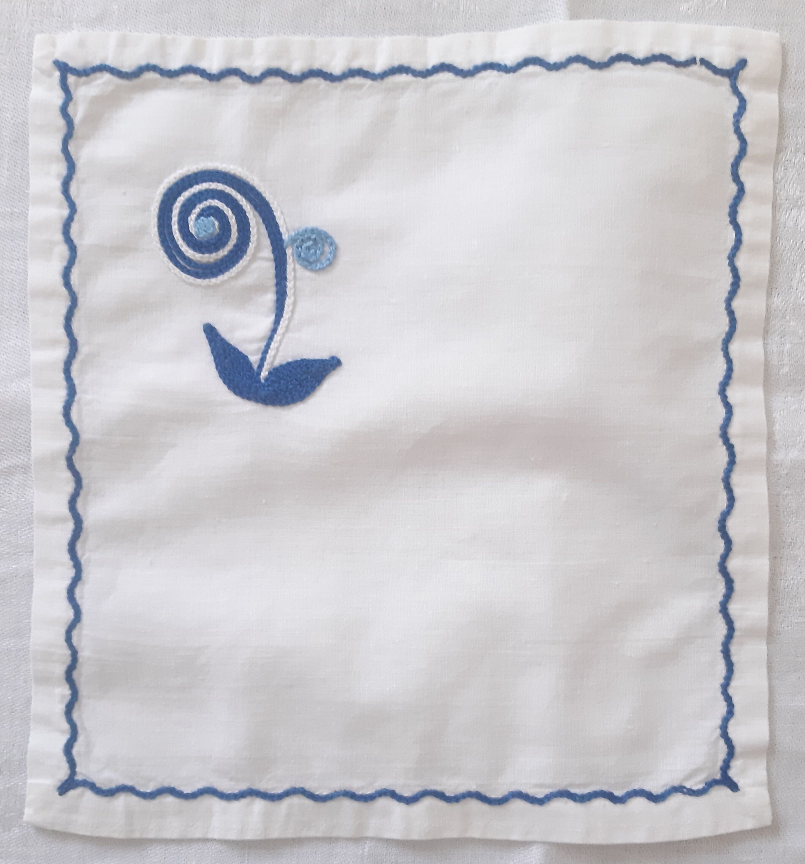 Tea tablecloth & napkins