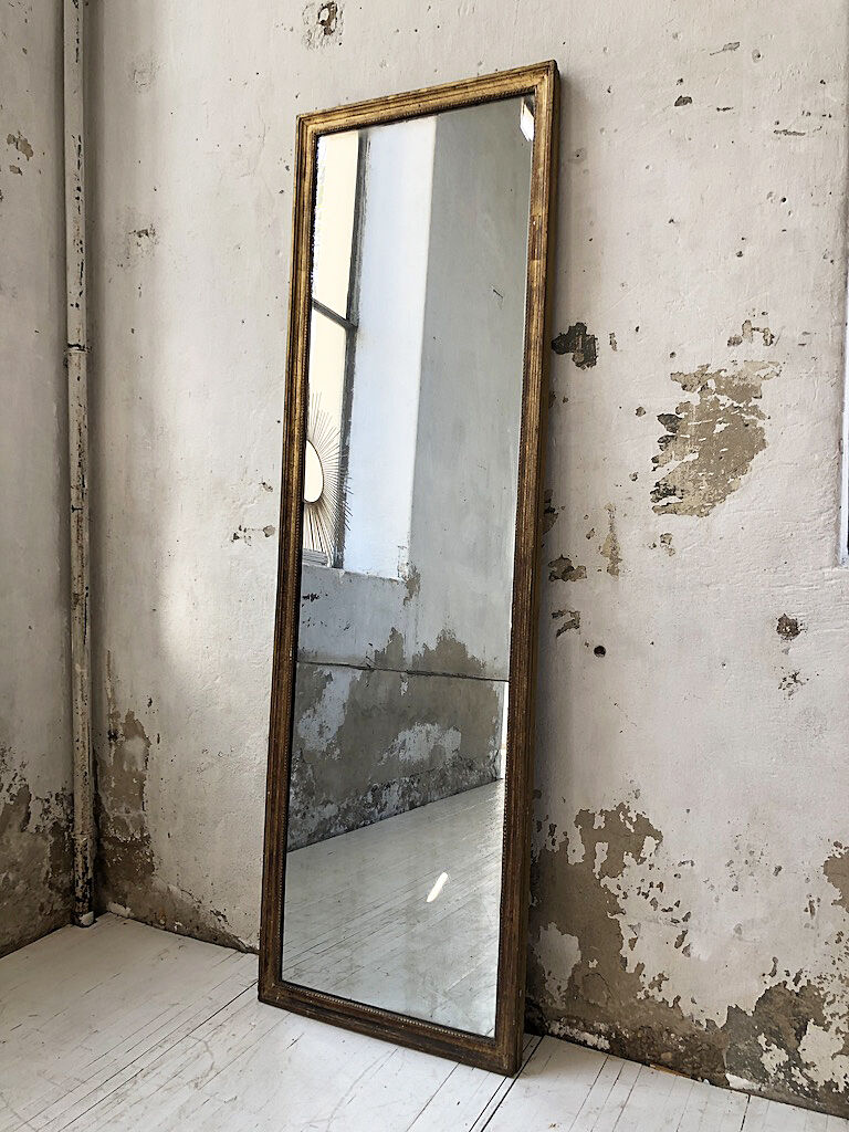 Mirror channel board