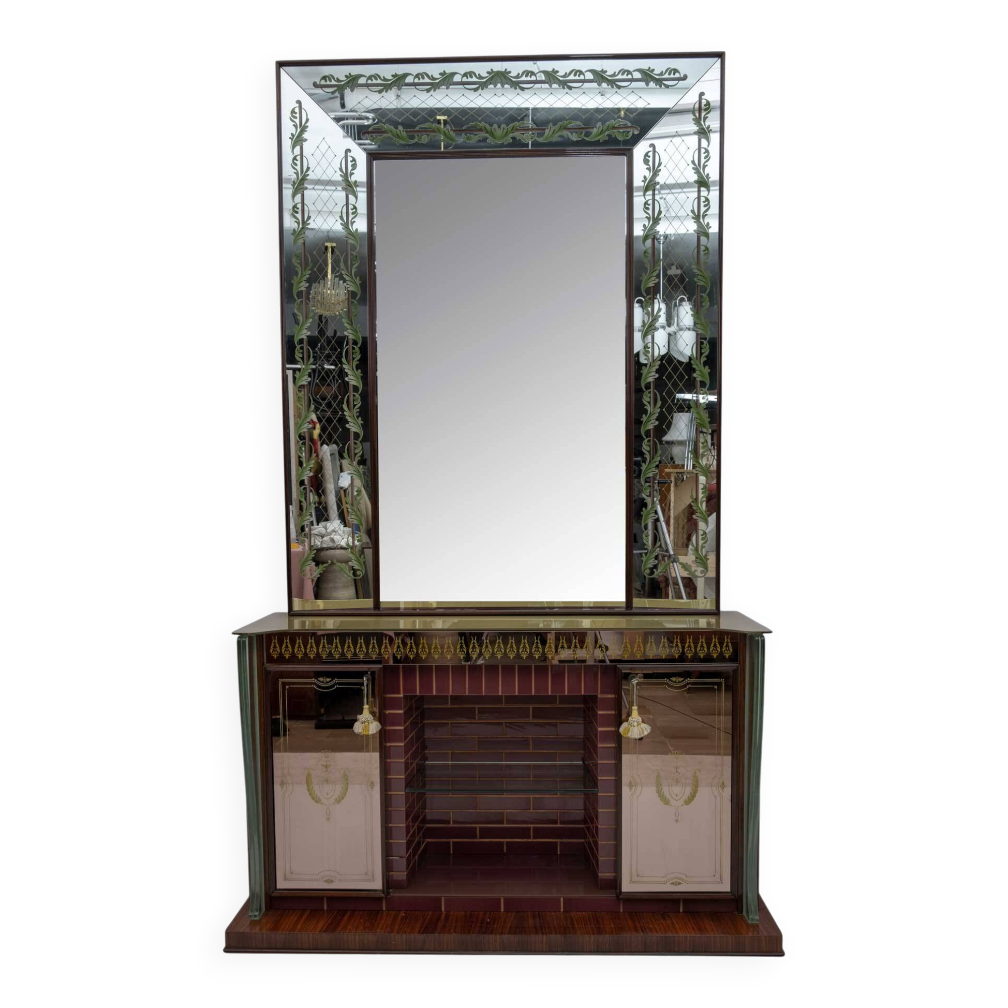 Meuble bar italien moderne du milieu du siècle de Luigi Brusotti avec miroir décoré