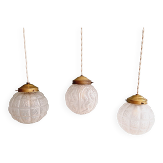 Set of 3 Art Deco pendant lights in satin glass