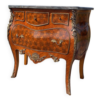 Commode Galbée Style Louis XV