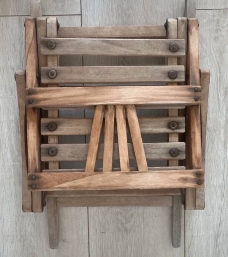 Foldable children's chair