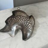 Cake mold