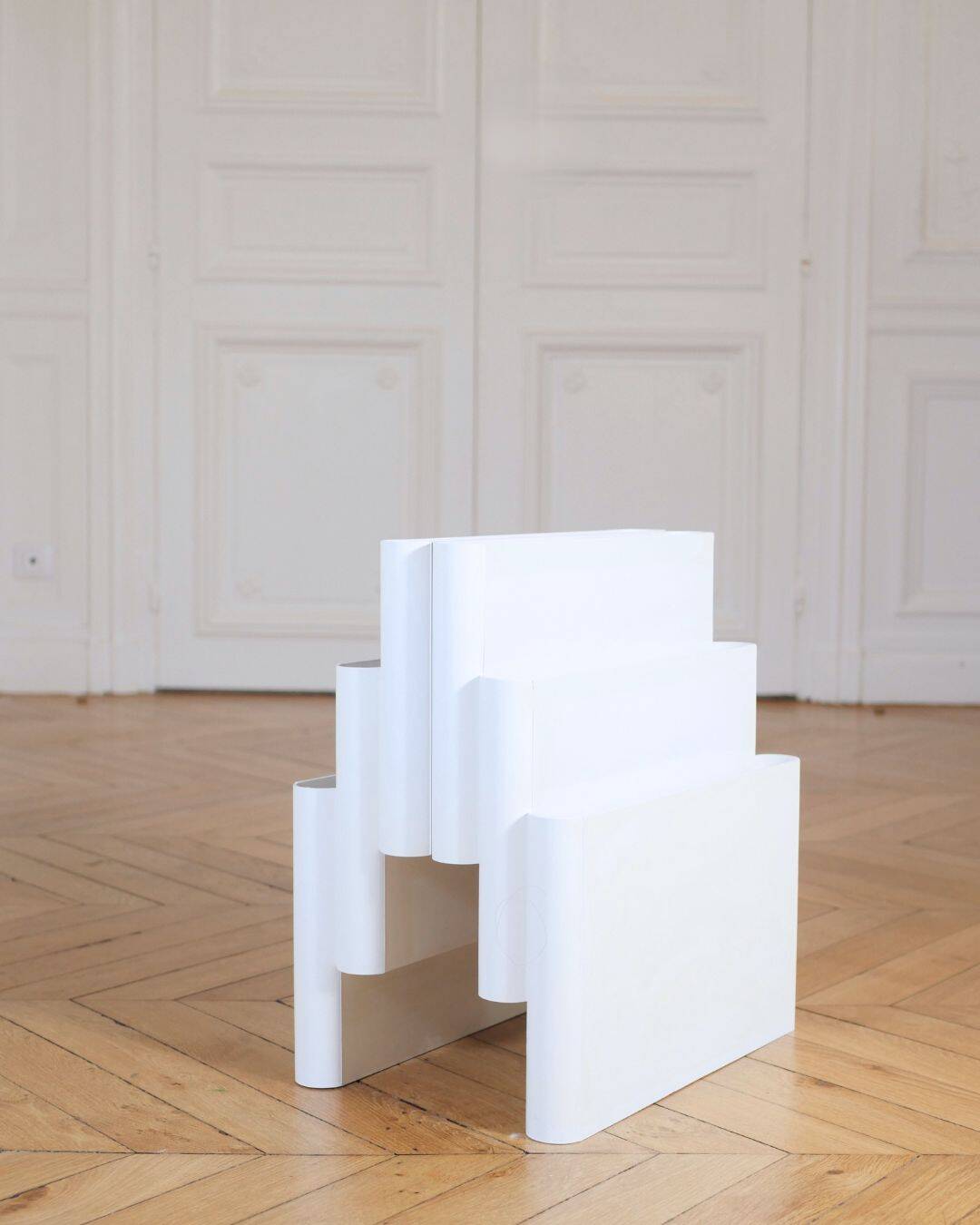 Porte-revues de Giotto Stoppino pour Kartell blanc 4675, Italie 1970.