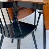 Salle à manger en teck avec 2 chaises danoises