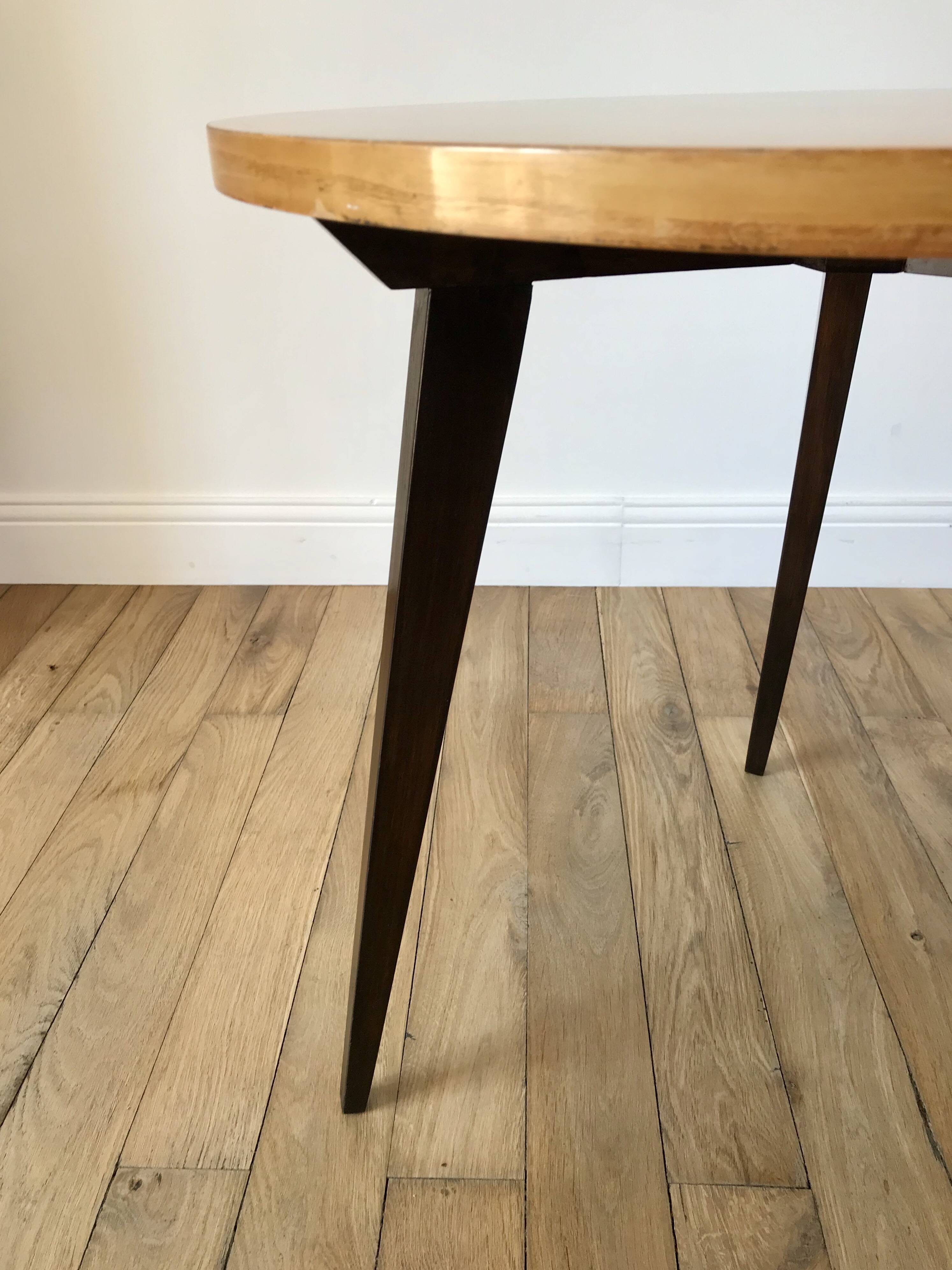 Tripod coffee table in wood and two-tone marquetry scandinavian design 1950