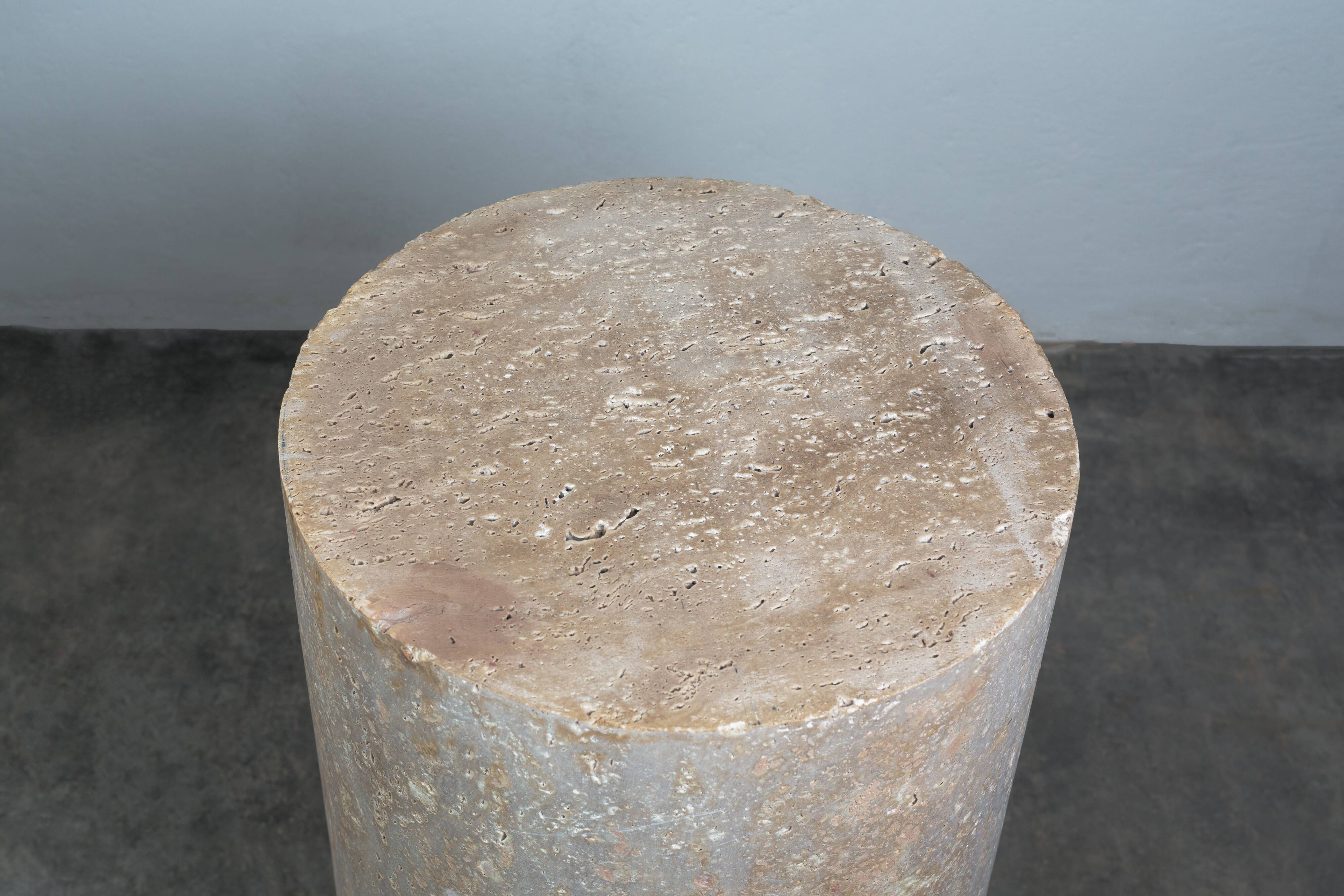 Travertine dining table diameter 120