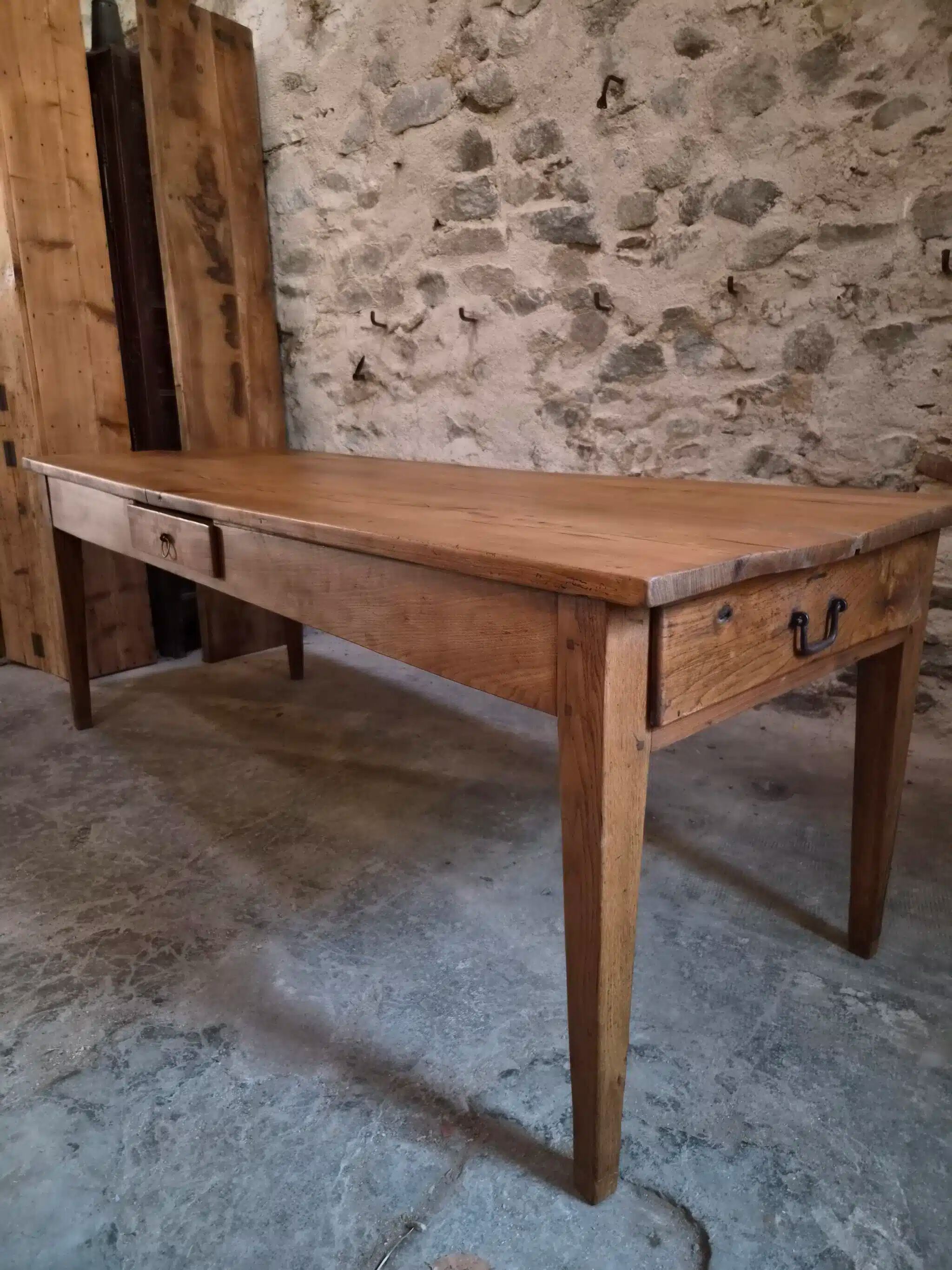 18th-century French farmhouse dining table in oak and chestnut.
