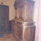 Buffet ancien sculpté