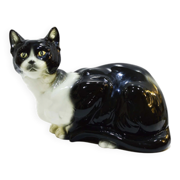 Black and white ceramic cat from Manises, 1960s