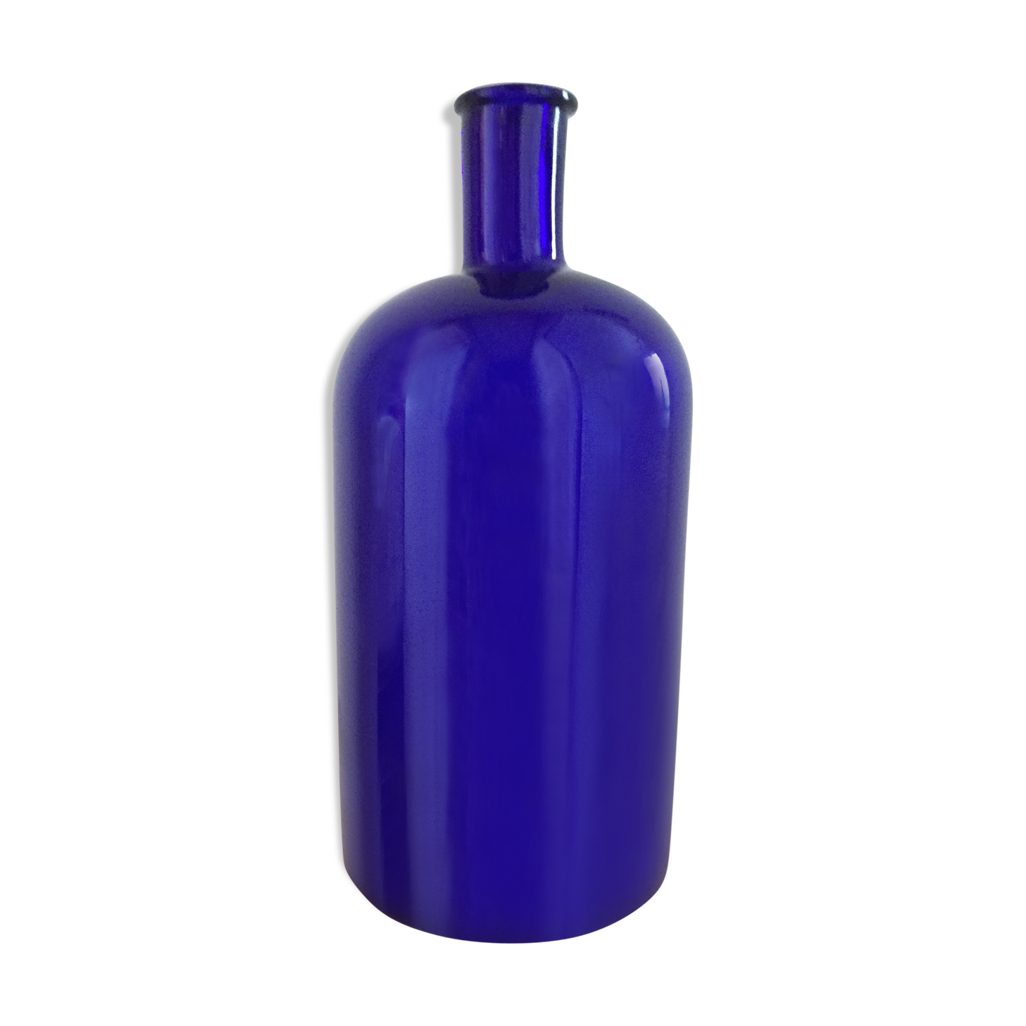 Flacon de pharmacie en verre bleu
