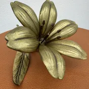 Ashtray flower solid brass 1960s