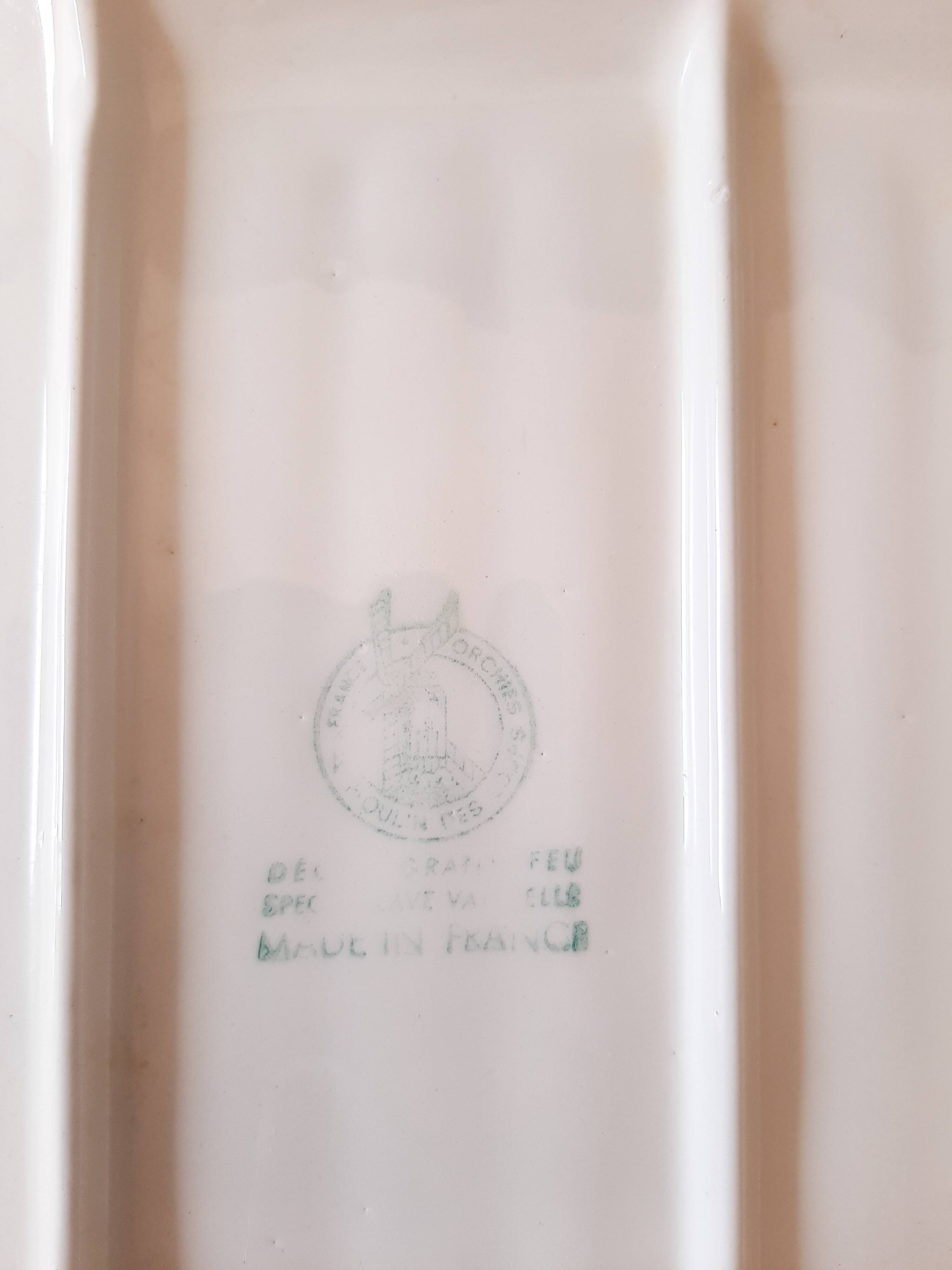 Asparagus service in green earthenware Moulin des Loups Orchies