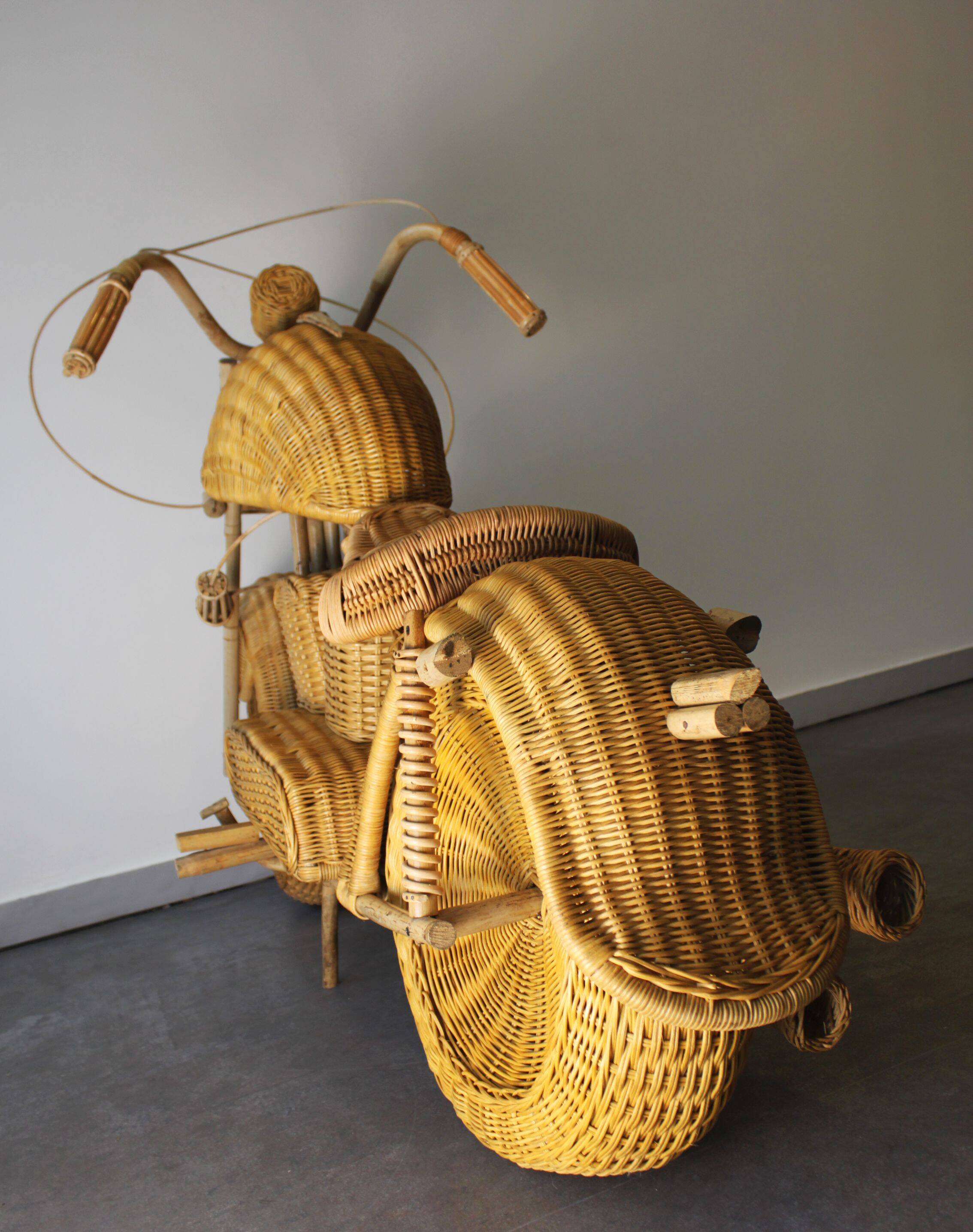 Rattan Harley Davidson, Tom Dixon, 90.