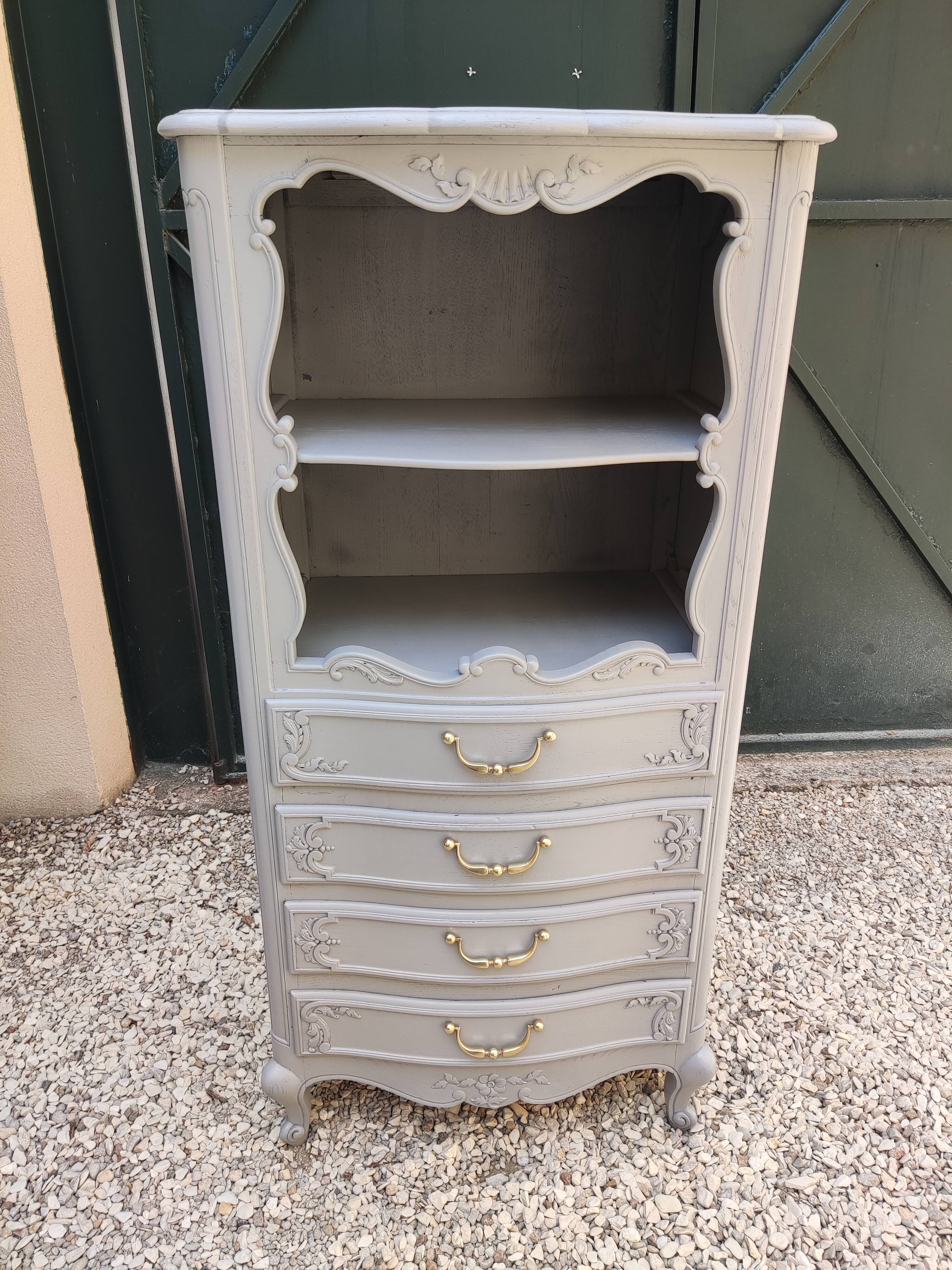 Rag picker four oak drawers