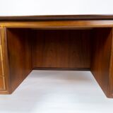 Desk in teak of danish design from the 1960s