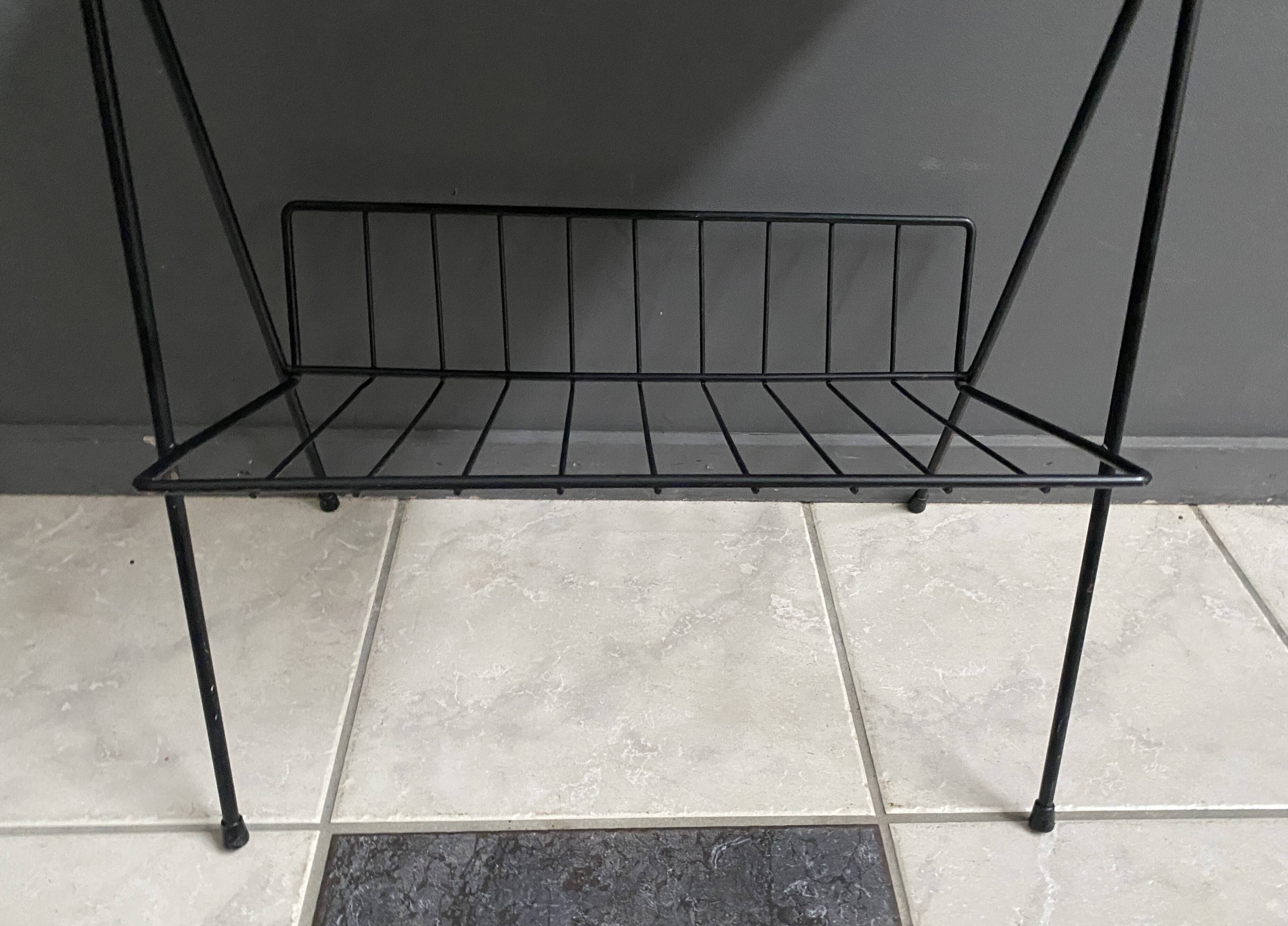 Magazine rack by Ilse Mobel 1960s