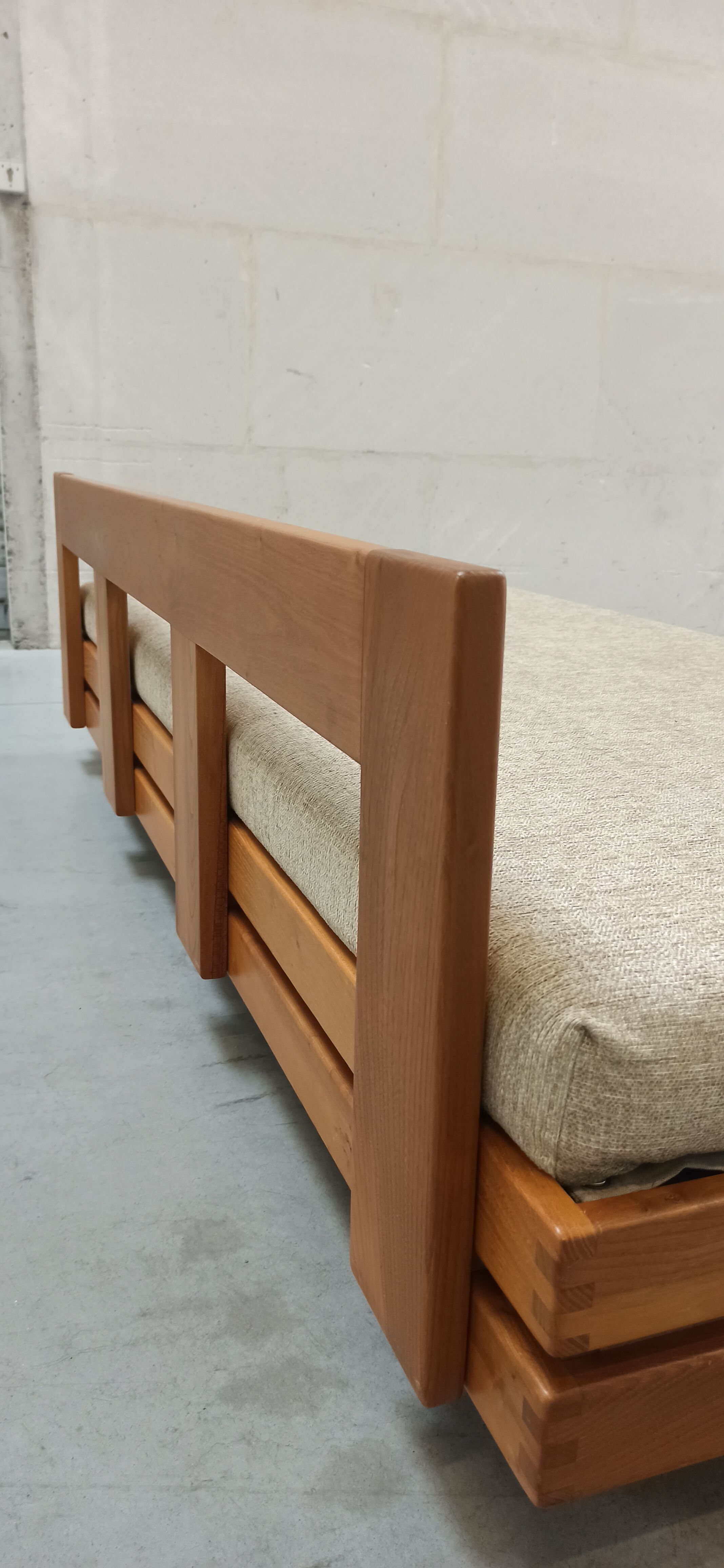 Elm sofa Maison Regain, 60's