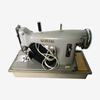 Single sewing machine