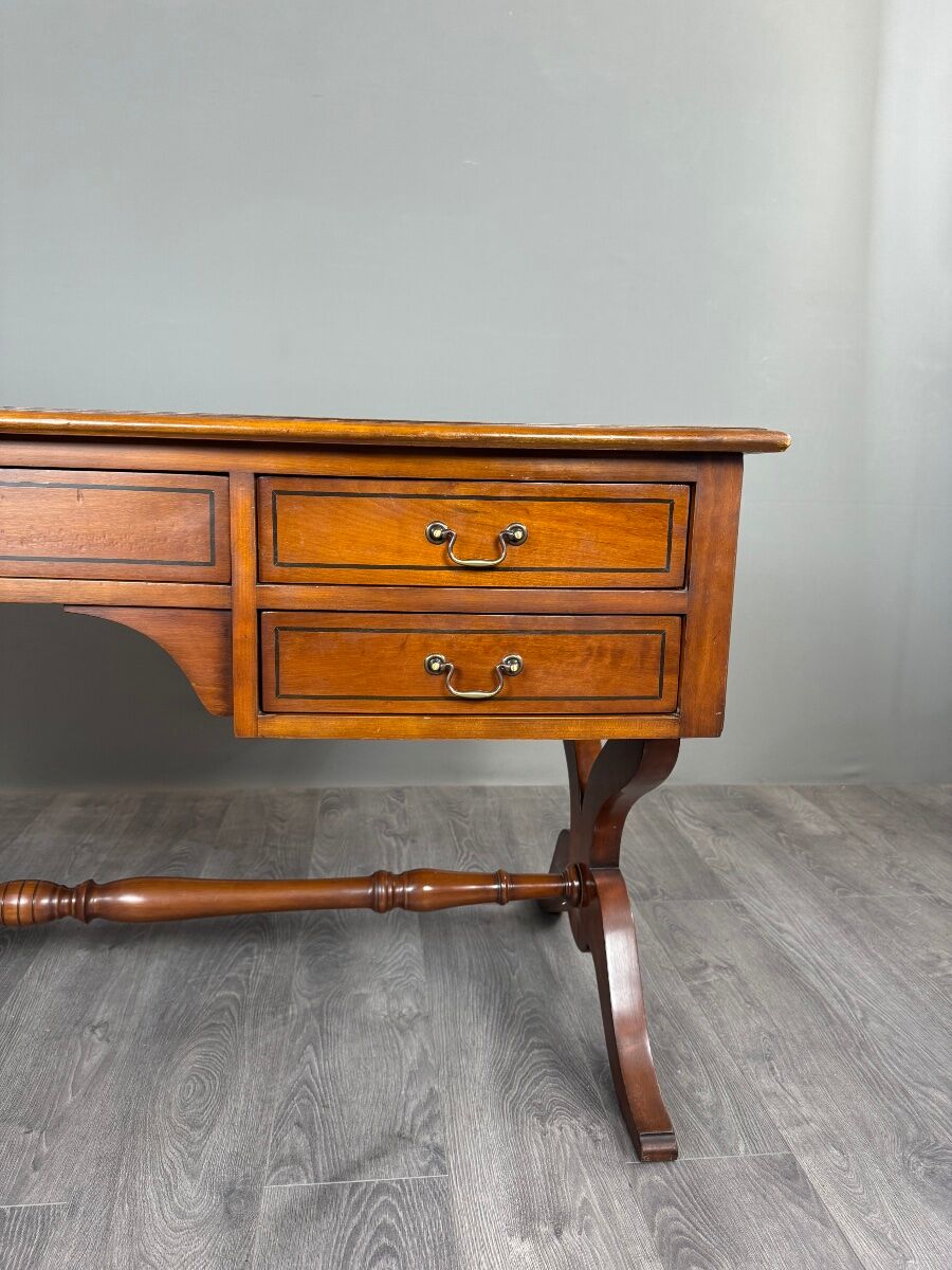 English style mahogany desk, 20th century