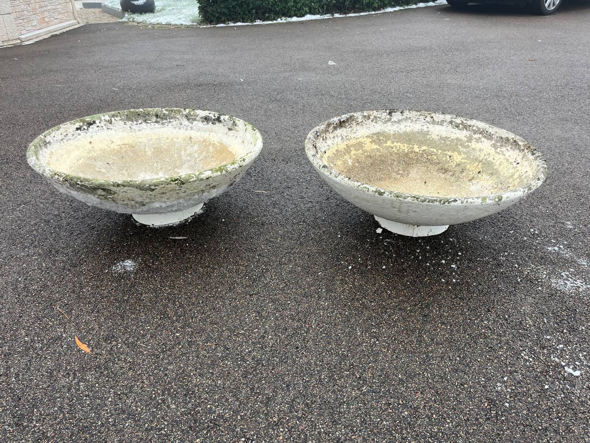 Pair of planter bowls Willy Guhl 1960 Fibrocement