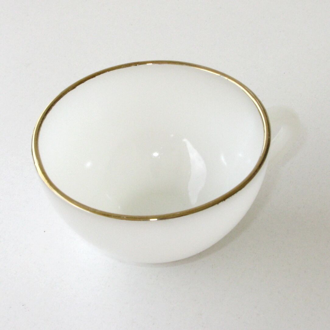 White opaline coffee service 6 cups and 6 under cups - Arcopal