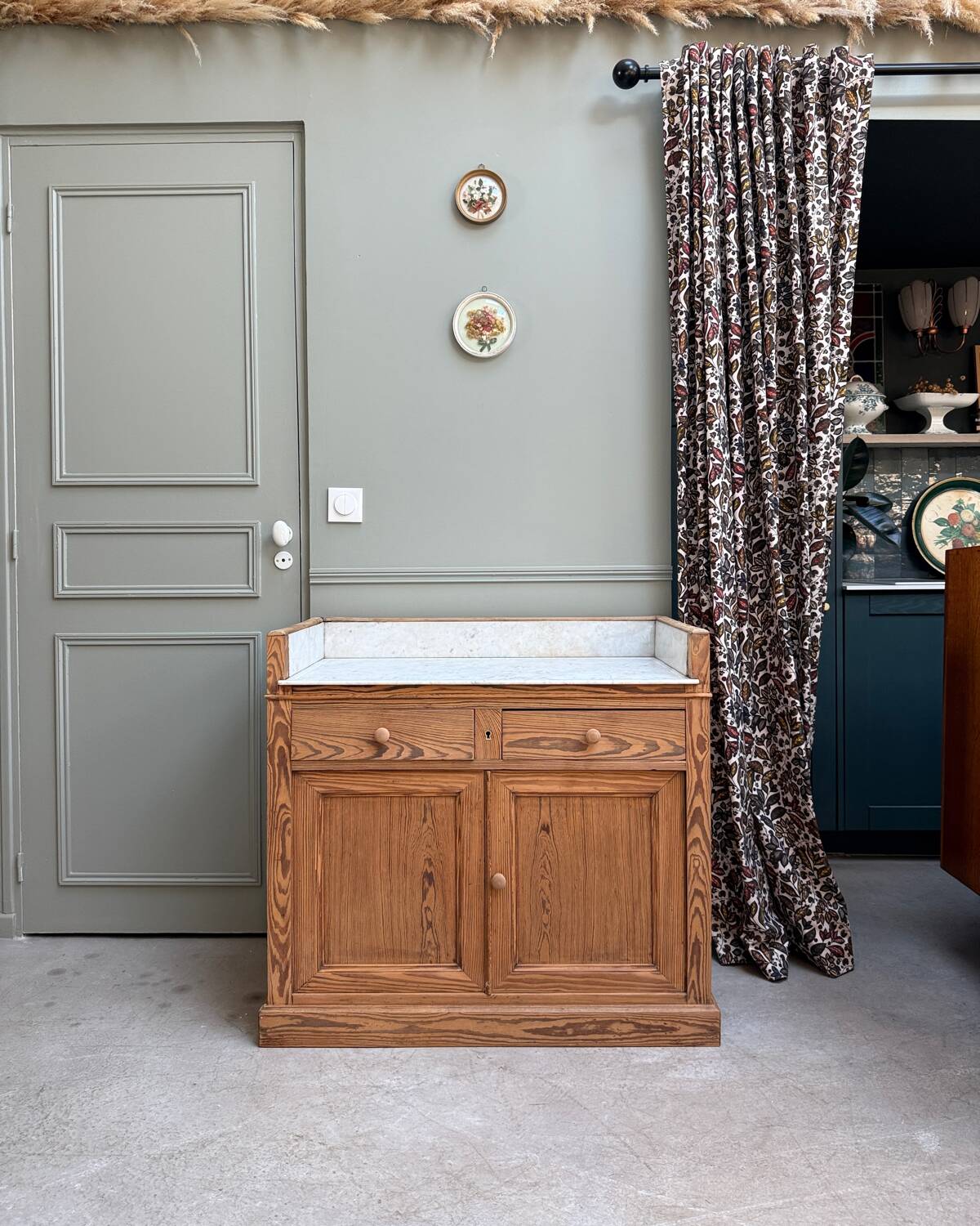 Old bathroom furniture (renovated)
