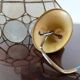 Suspension abat jour nacre et laiton vintage