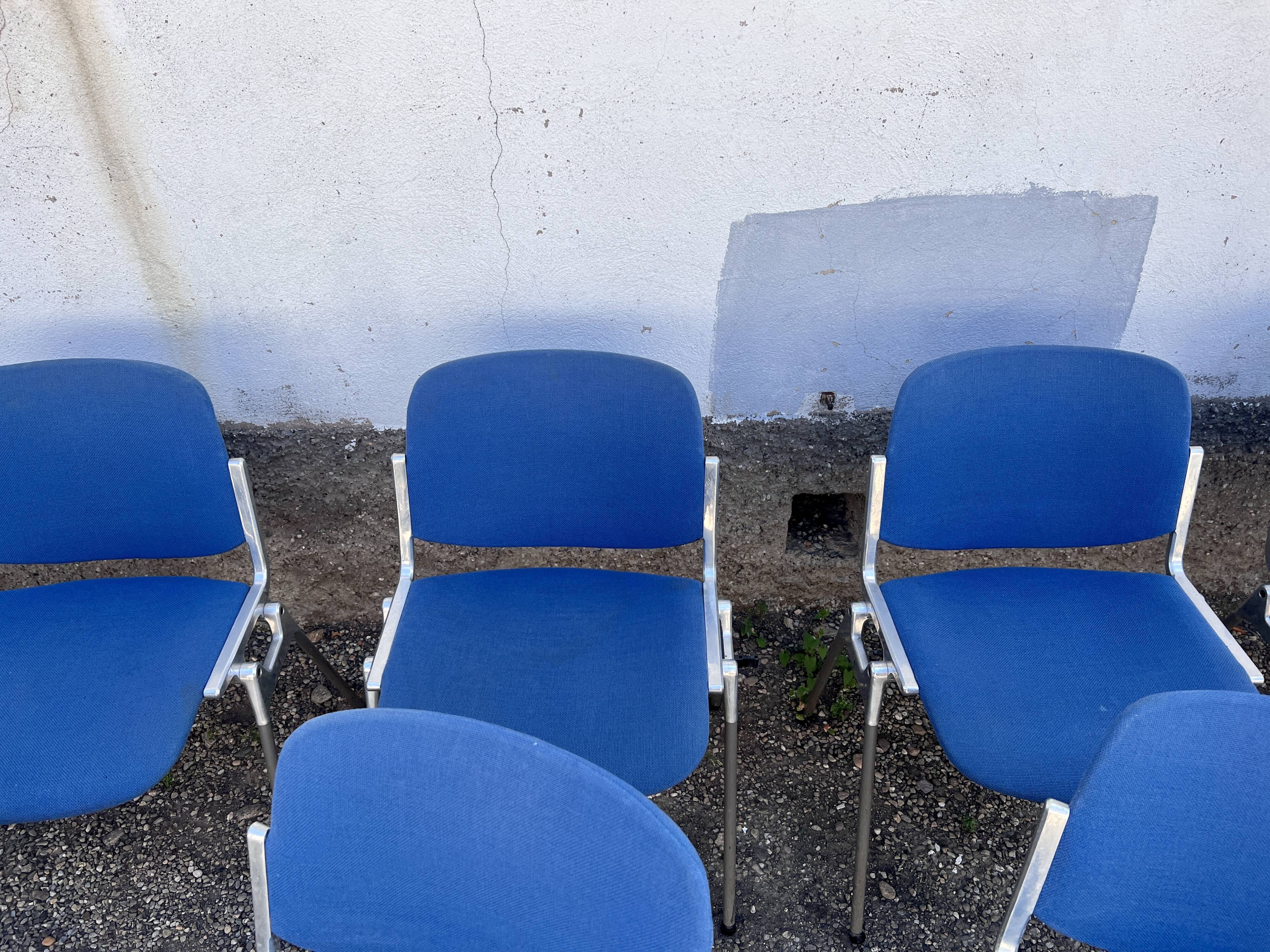 Série de 40 chaises de G. Piretti pour Castelli Anonima Castelli, Italie, années 1970