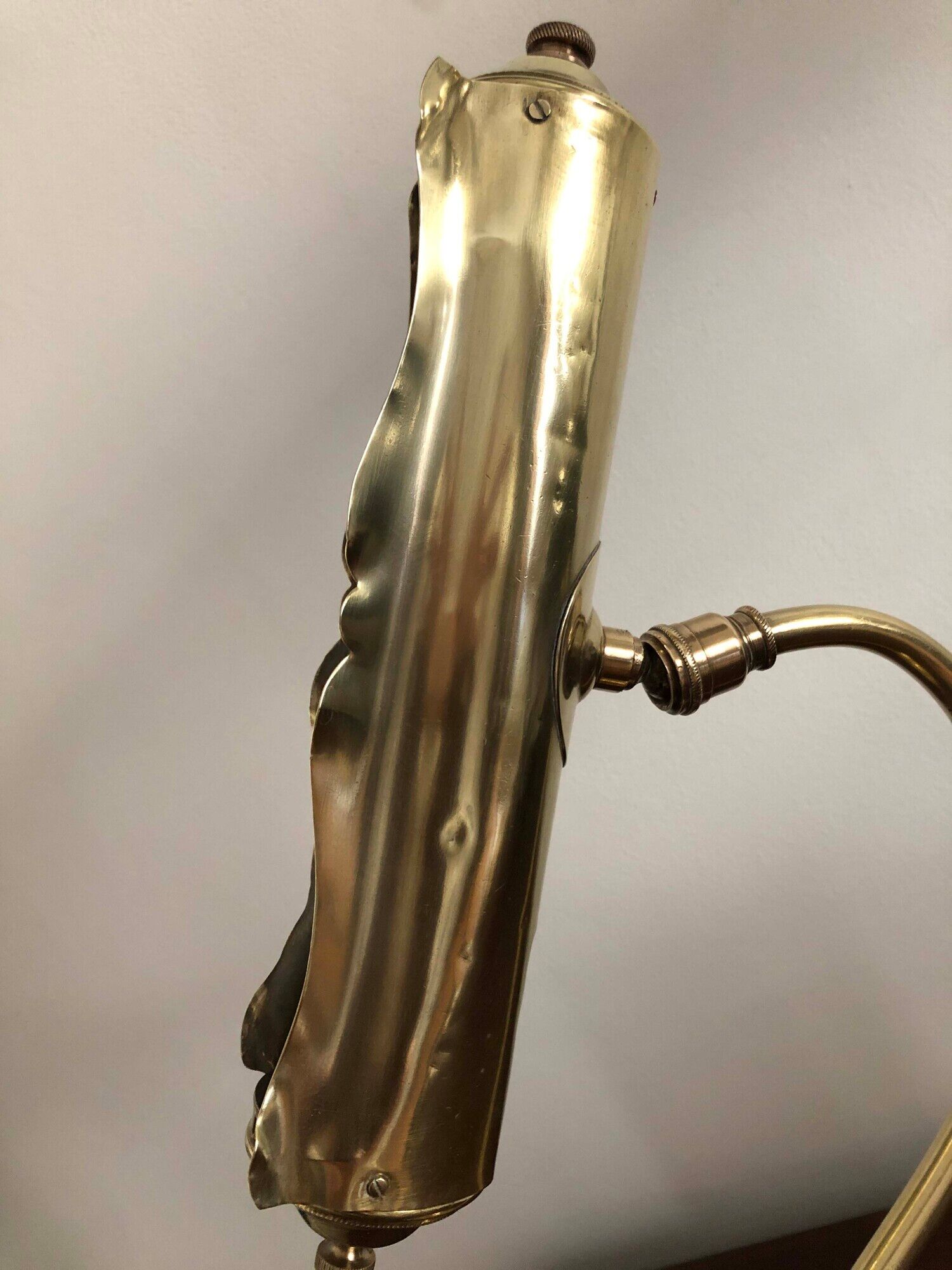 Articulated desk lamp called notary or brass banker 1900 - 1930
