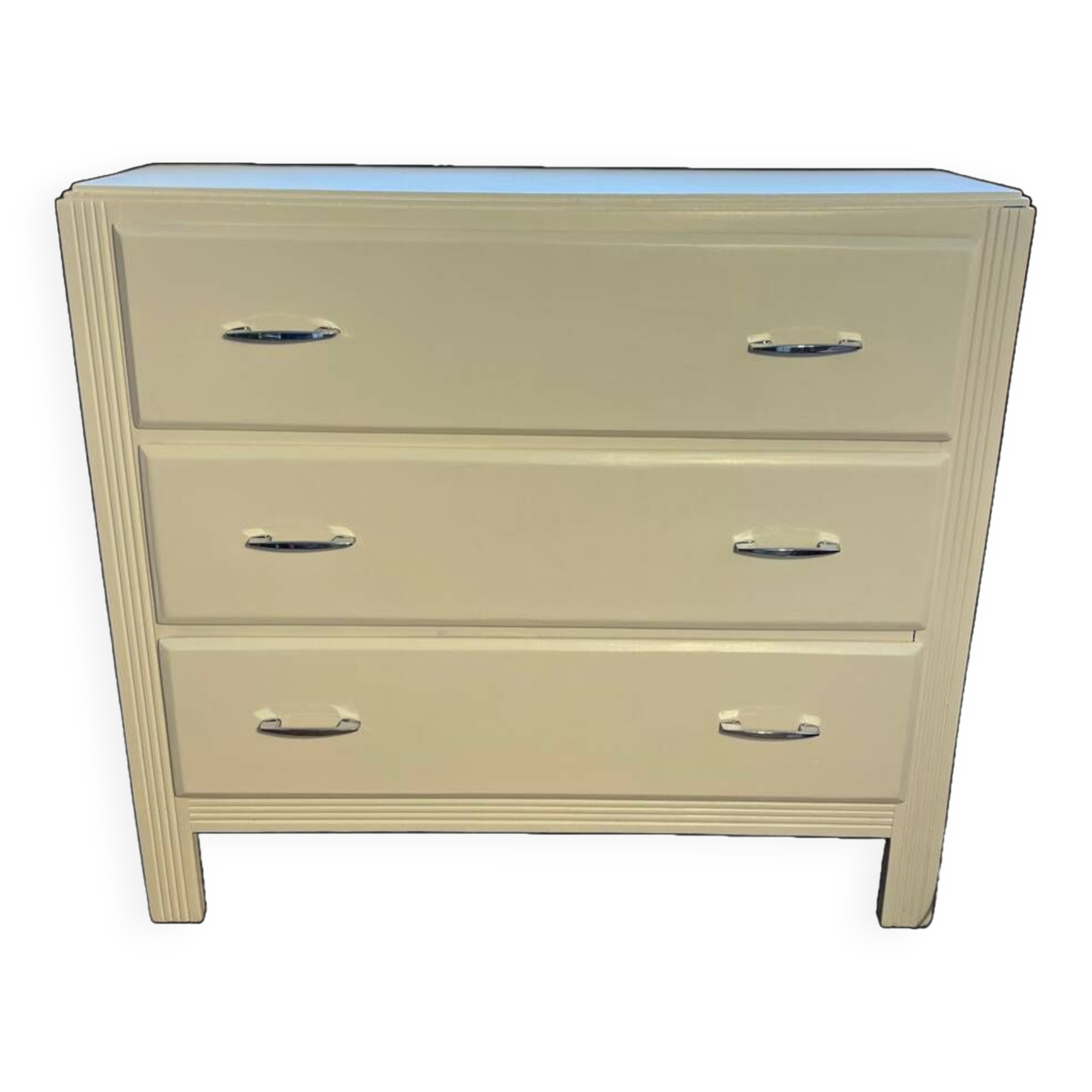 Vintage chest of drawers restored in white painted wood