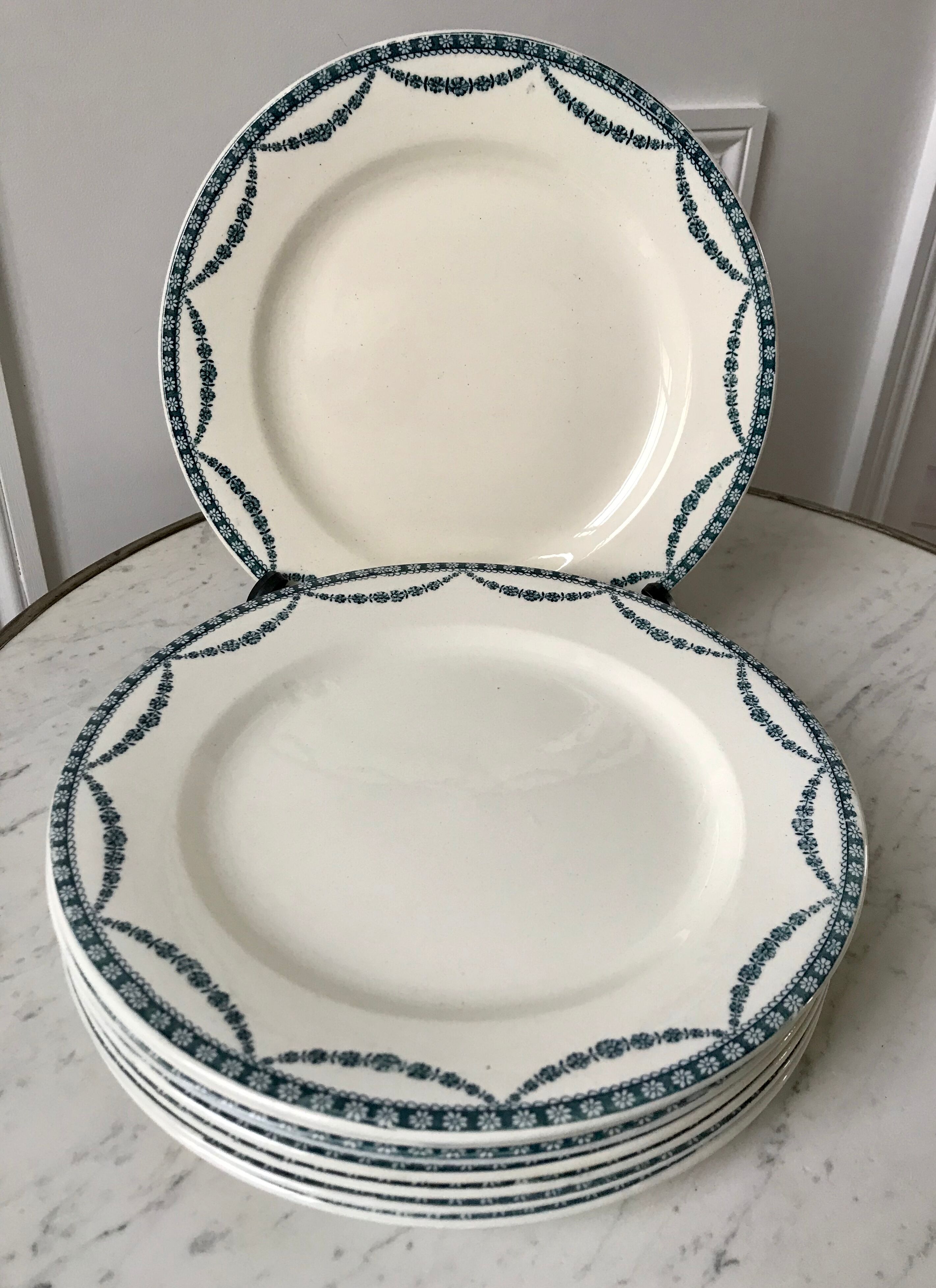 Set of 8 flat plates Terre de Fer Salins model Vincennes mid-nineteenth