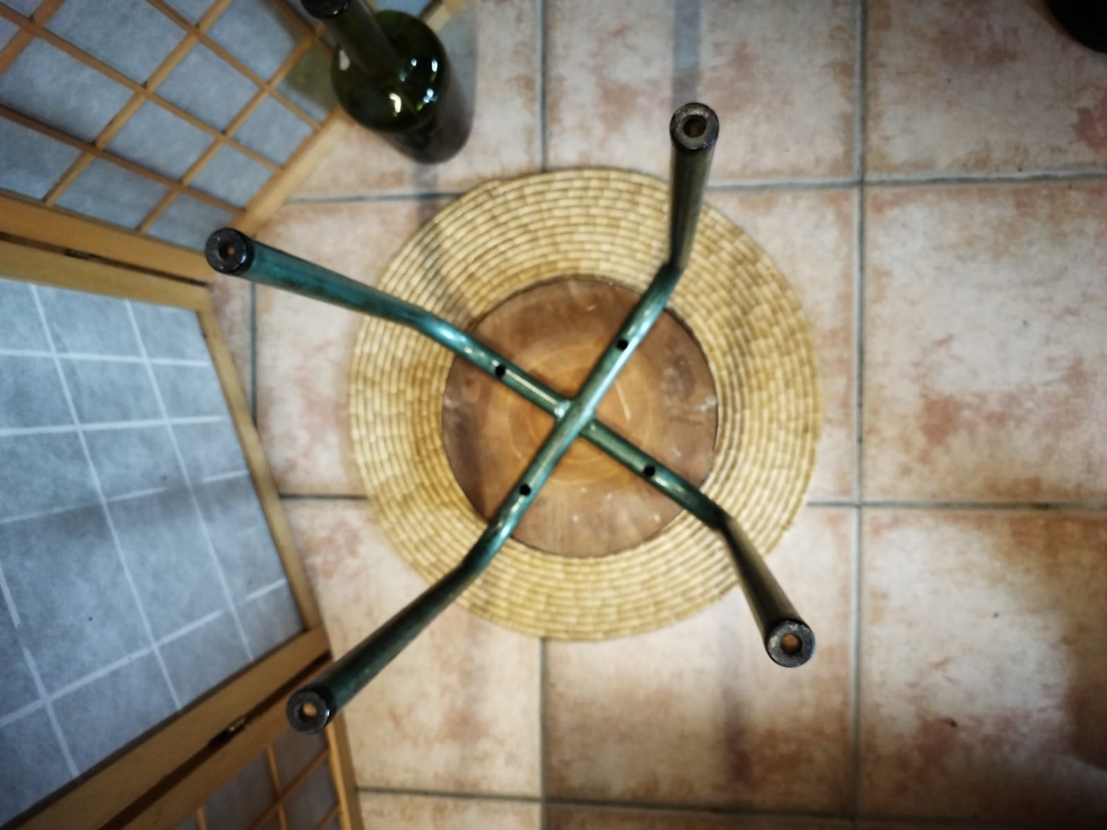 Industrial style tubular foot workshop stool