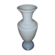Vase en opaline blanche
