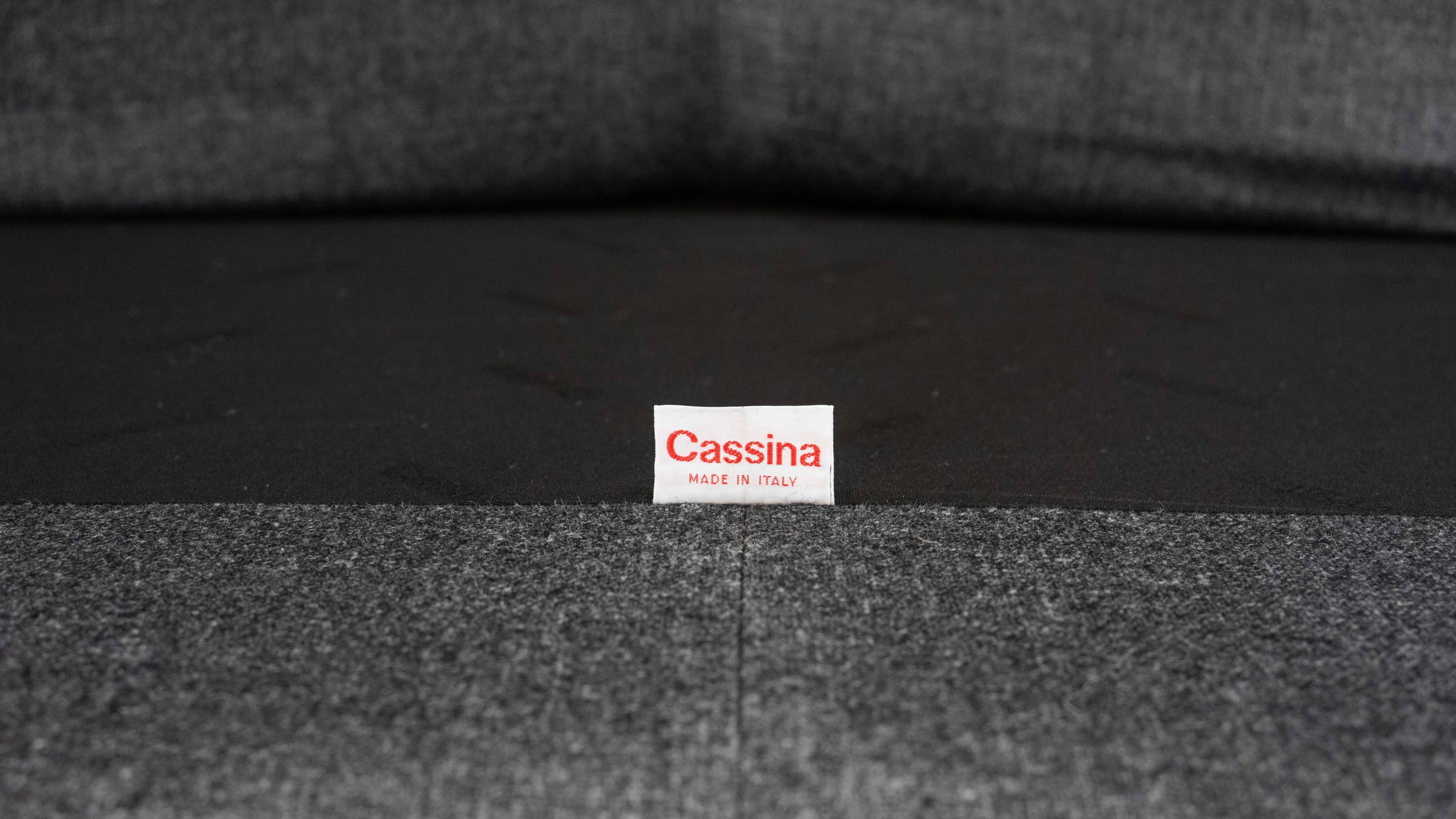 Maralunga 2.5-seat Sofa by Vico Magistretti for Cassina, Italy