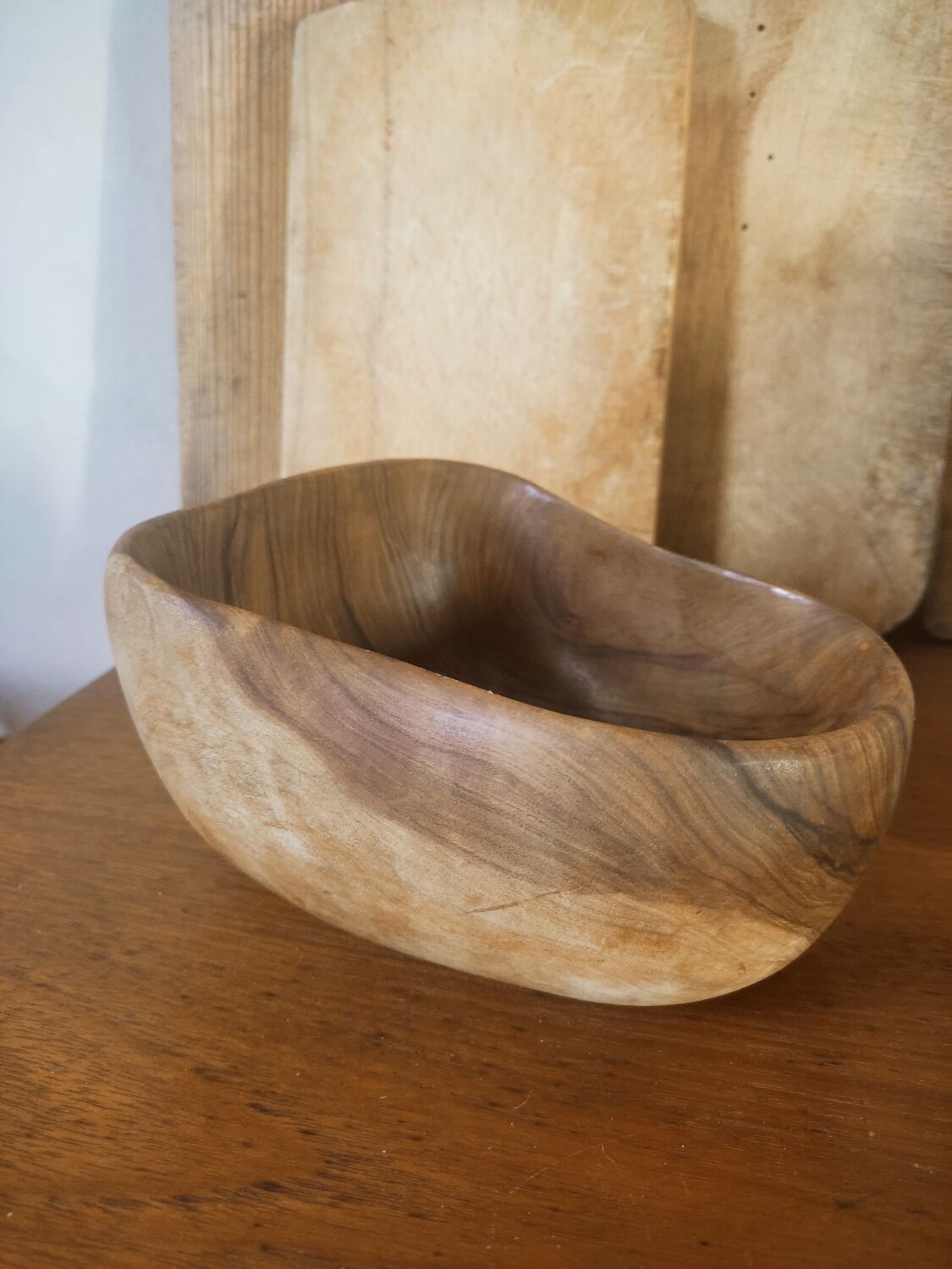 Empty pocket in olive wood