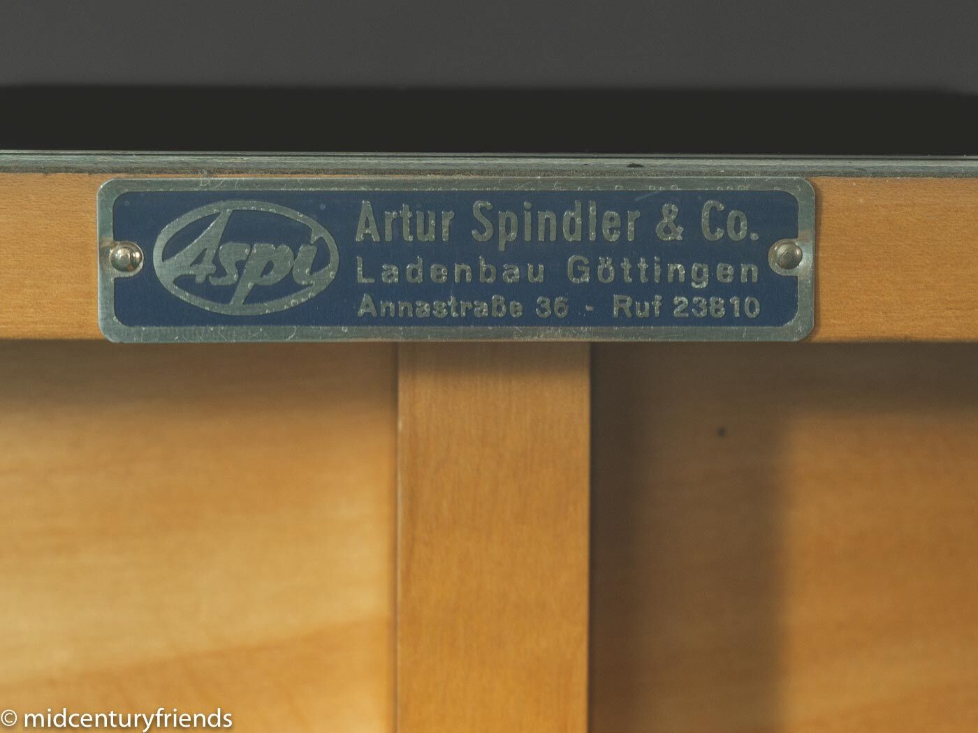 Charming Jewellery Showcase