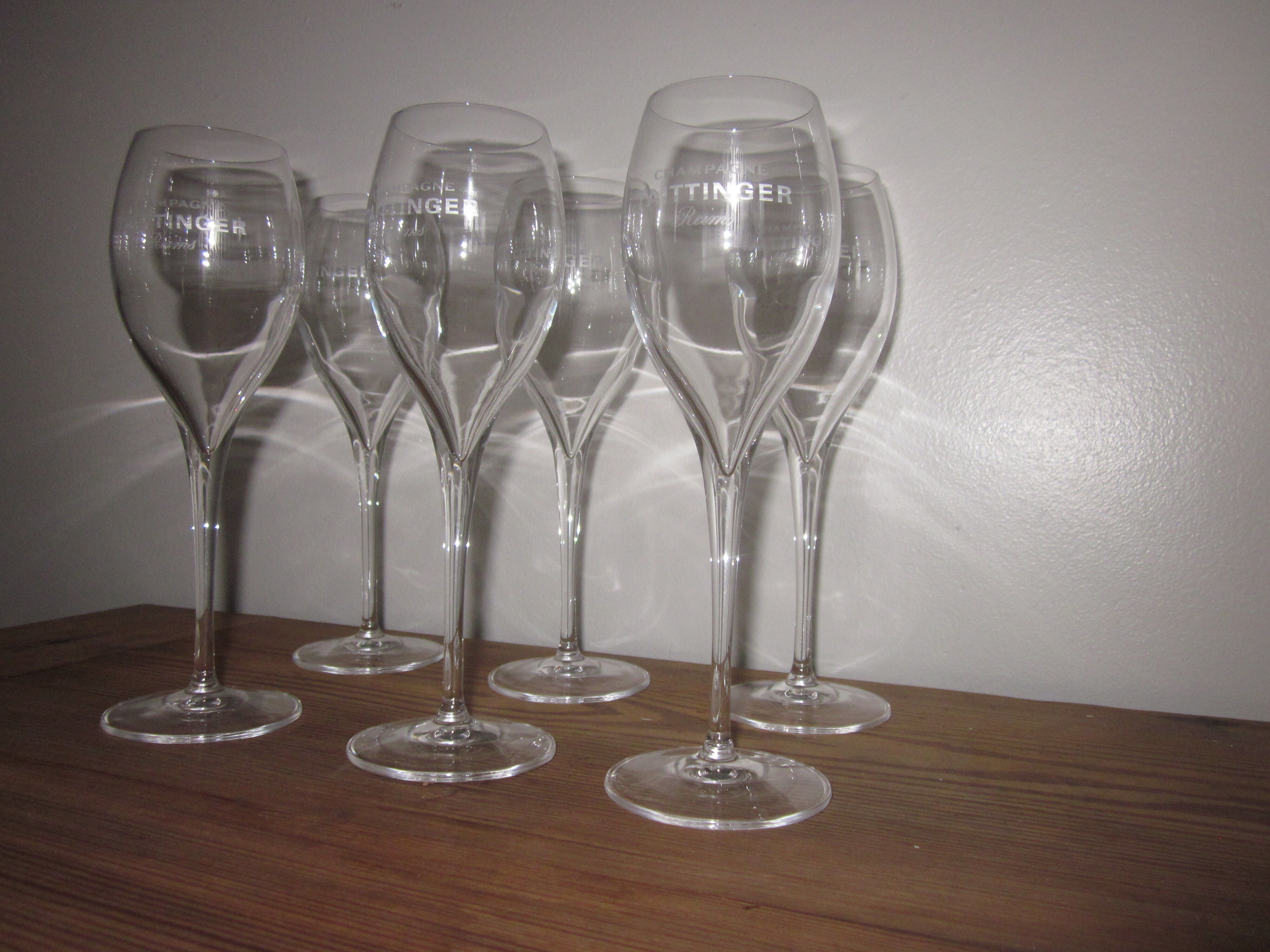 6 champagne flutes Taittinger