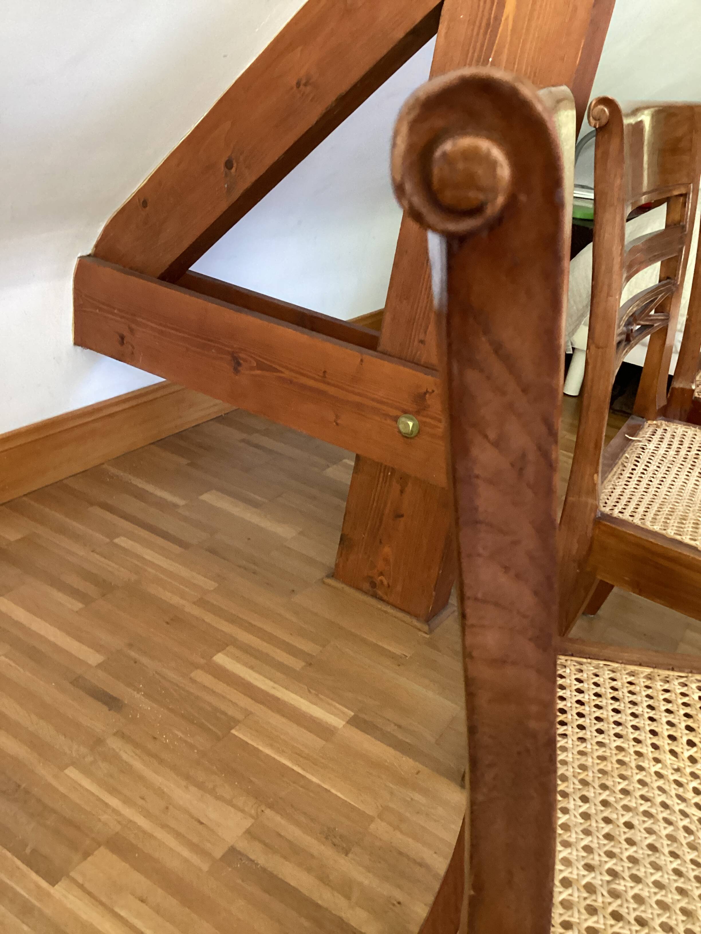 Lot de 3 chaises vintage en bois exotique et cannage – fabrication indonési