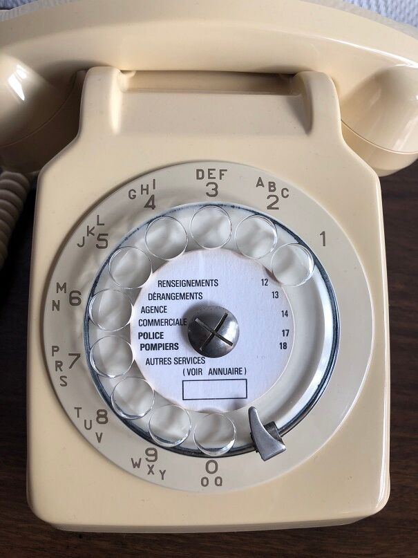 Téléphone PTT vintage Socotel S63 à cadran, 1982