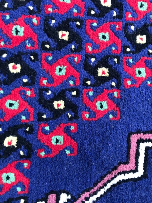 Carpet is tunisian  212 x 322 cm