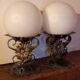 Paire de lampes vintage en fer forgé et opaline des années 60