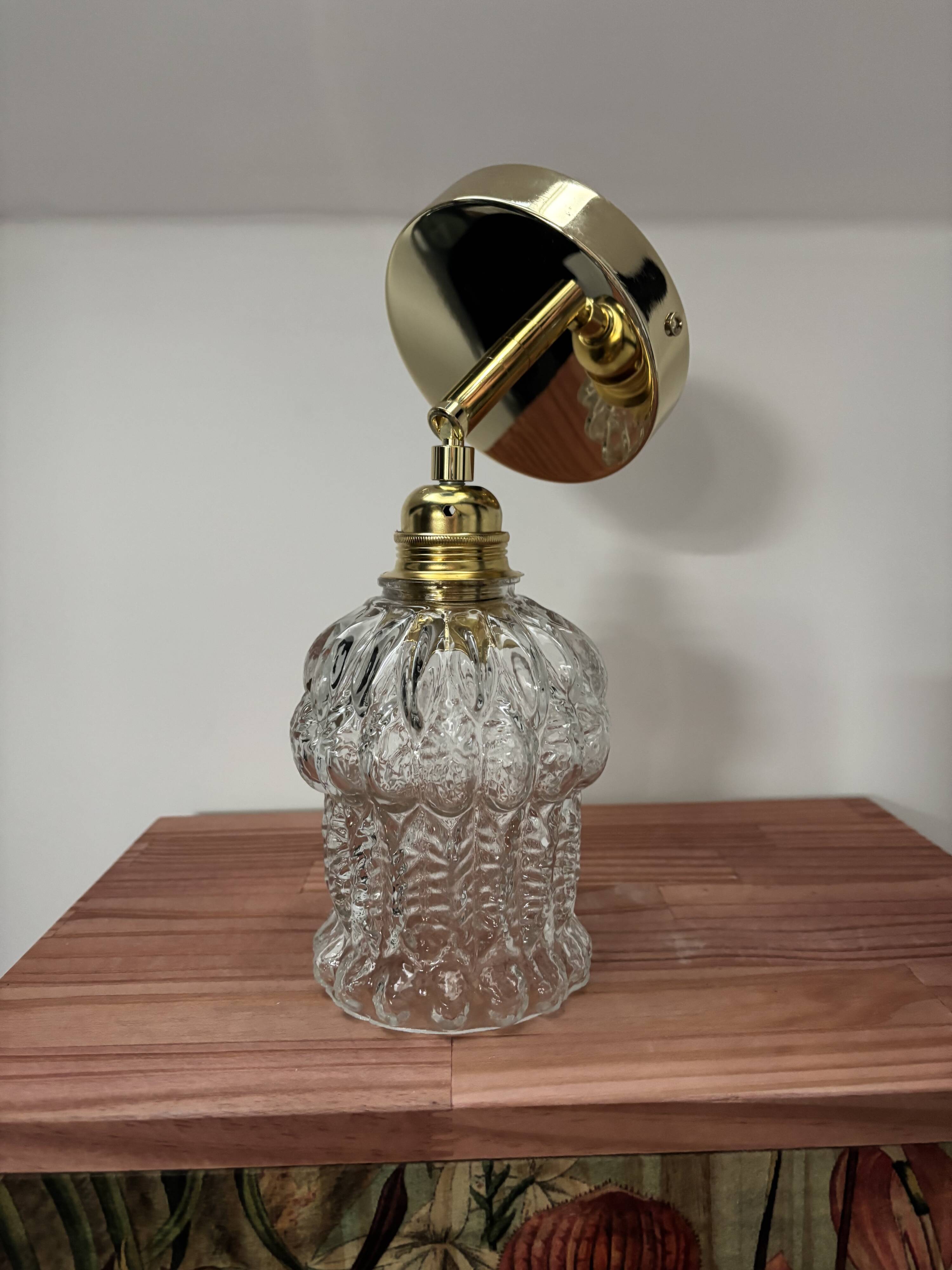 Applique murale dorée