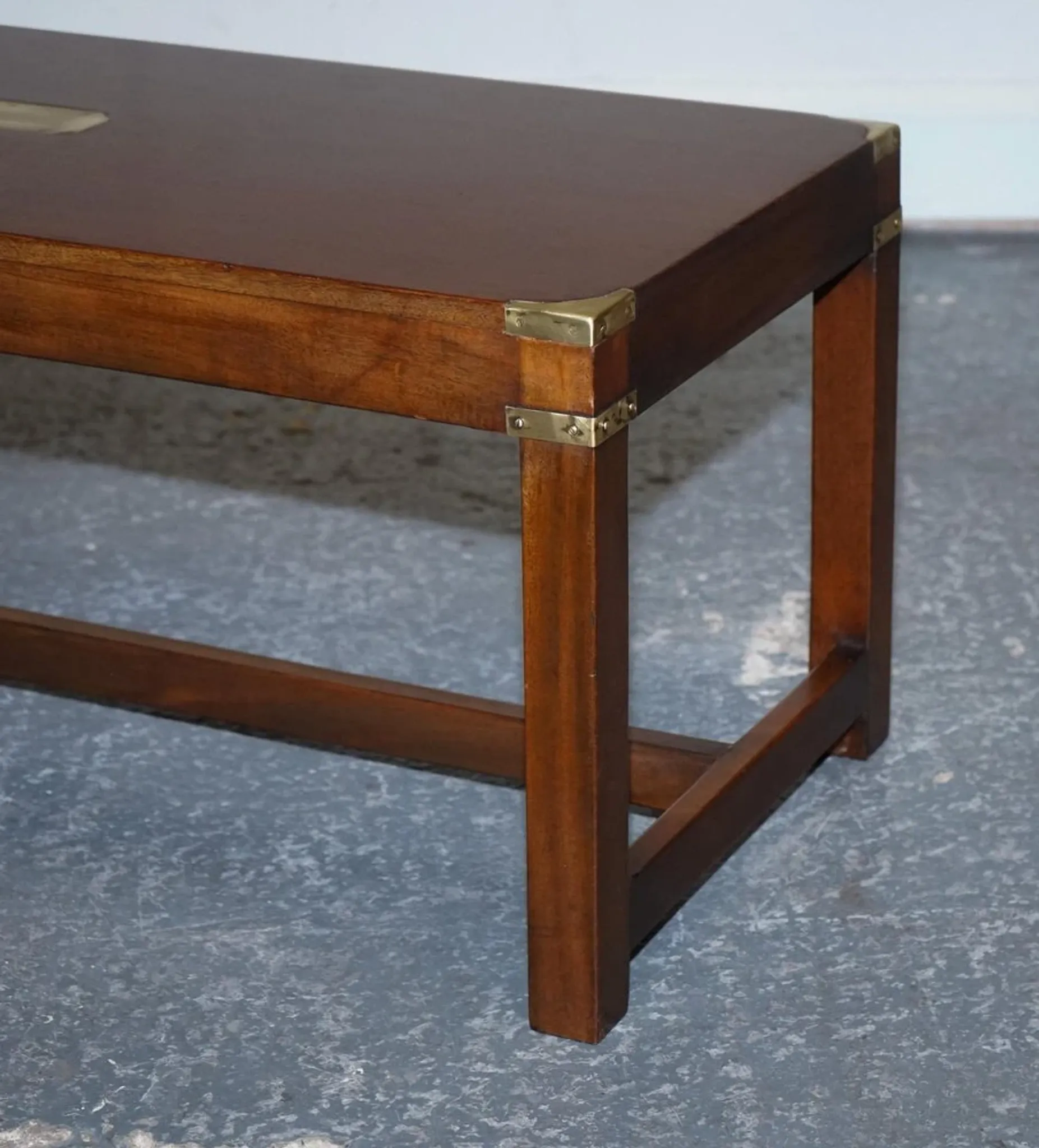 Table Basse Reh Kennedy Military Campaign de Harrods