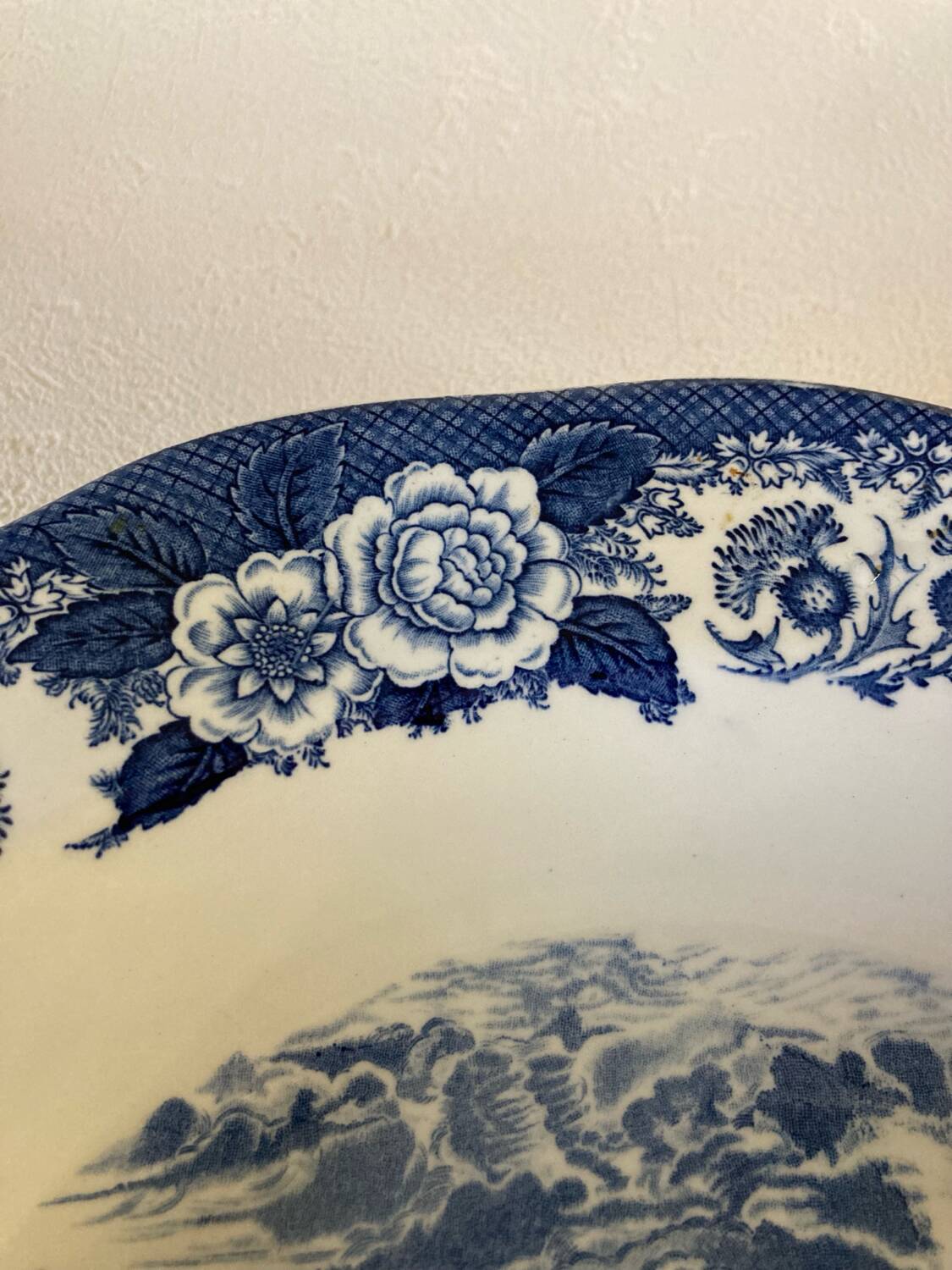 Large Dish Lochs of Scotland Enoch Wedgwood England