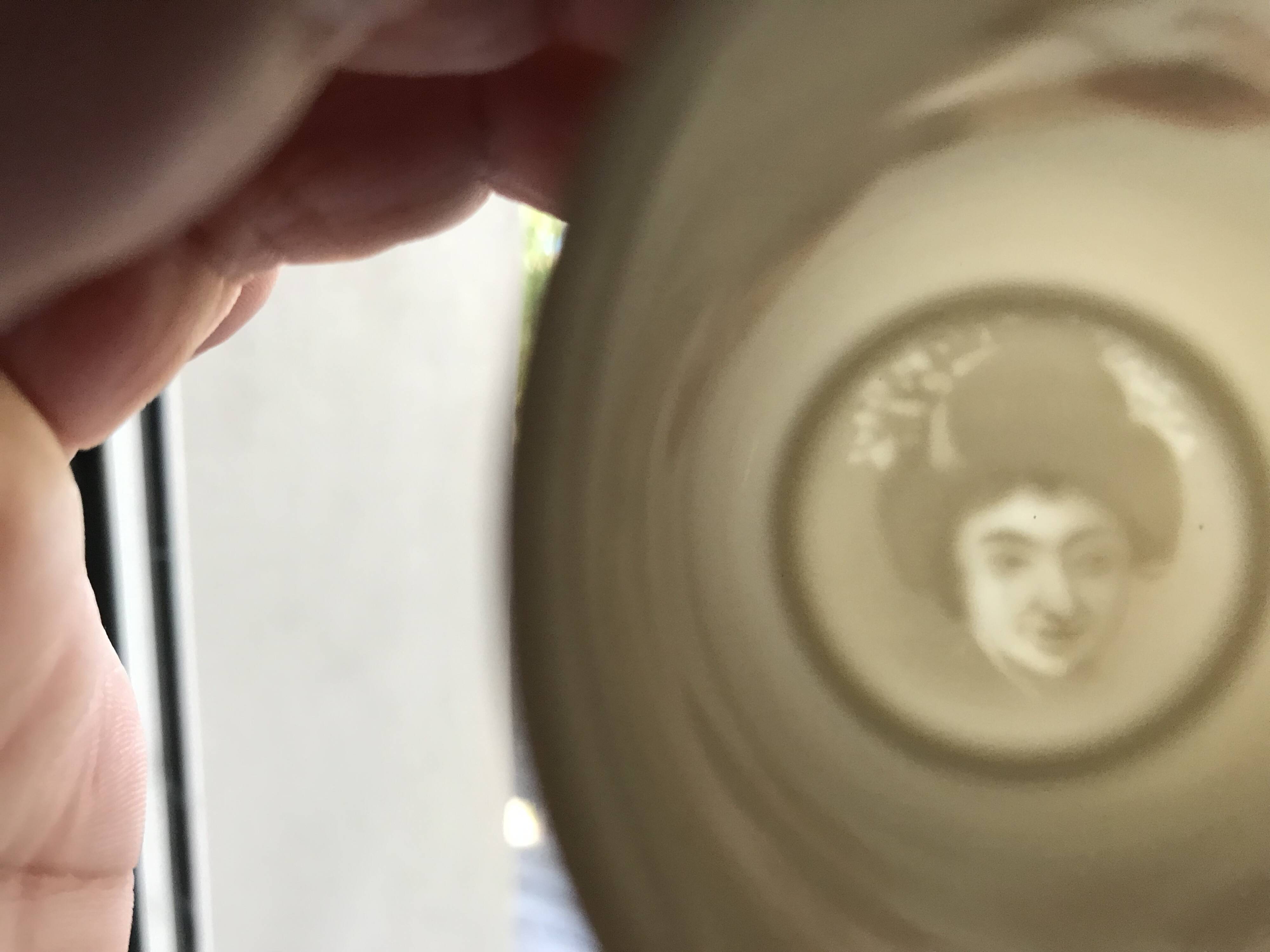 4 tasses porcelaine japan